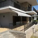 Orfani * Orfánion