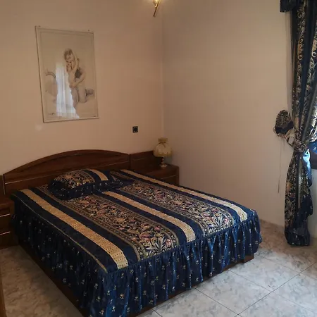 Holiday home Orfani *